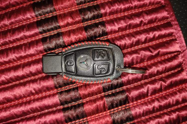 Used Mercedes-Benz GLC 2016 GLC 260 4MATIC Luxury Model Vehicle Key