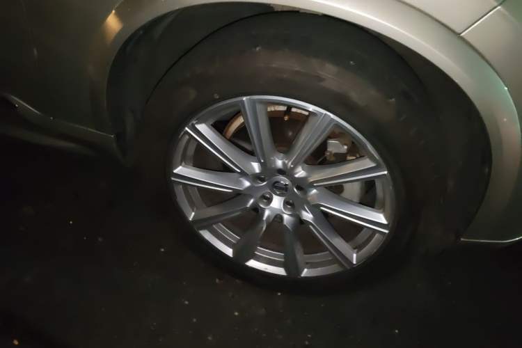 Used Volvo XC90 2019 T6 Zhiyi Edition 7-Seater China V Emission Standard