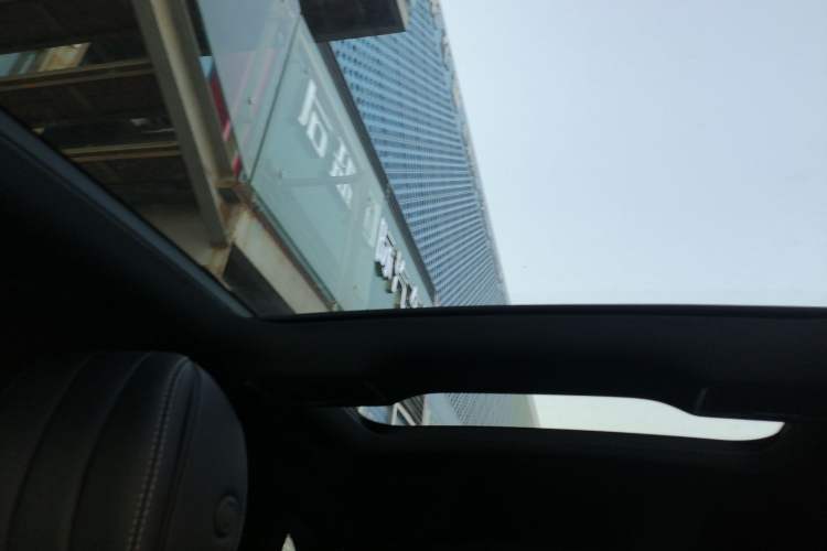 Used Mercedes-Benz GLC 2020 Facelift GLC 300 L 4MATIC Dynamic Edition