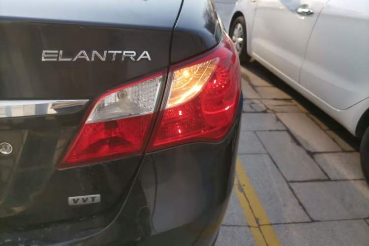 Used Hyundai Celesta 2015 1.6L Manual Comfort Model
