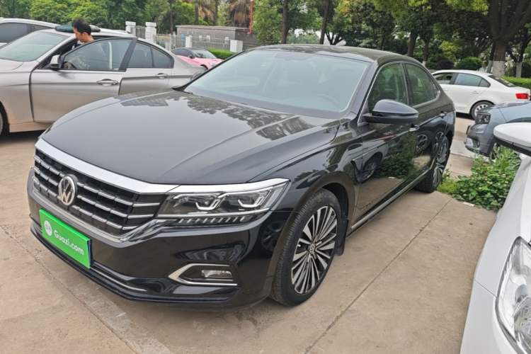 Used Volkswagen Passat 2020 330TSI Luxury Edition China VI