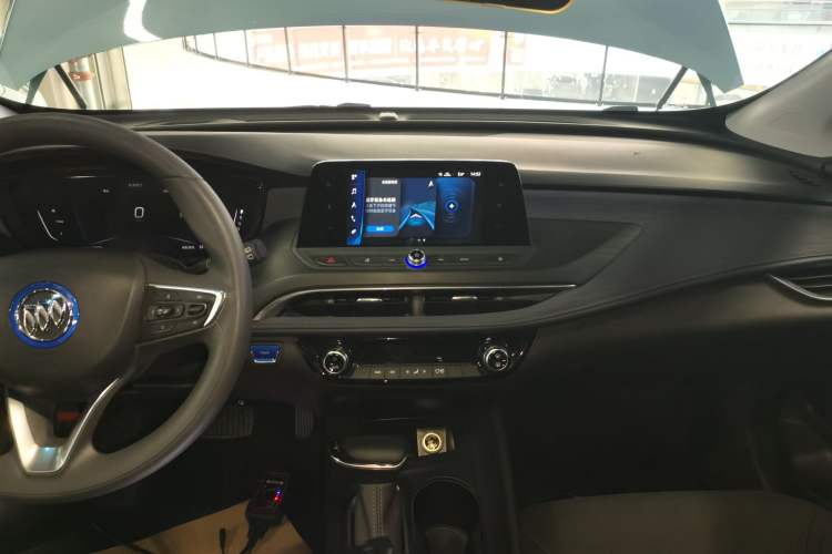 Used Buick Velite 6 2019 Connected Fashion Model
