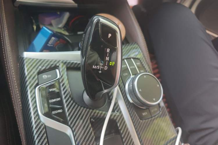 Used BMW 5 Series 2018 525Li Luxury Package
