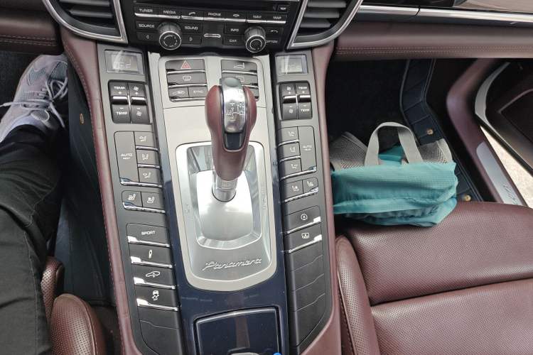 Used Porsche Panamera 2016 Panamera Edition 3.0T Gear Lever