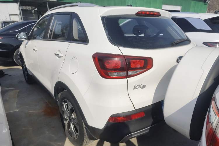 Used Kia KX3 2015 1.6L Automatic Two-Wheel Drive DLX
