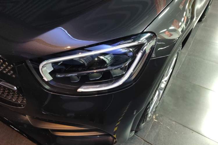 Used Mercedes-Benz GLC Coupe 2020 GLC 260 4MATIC Coupe SUV
