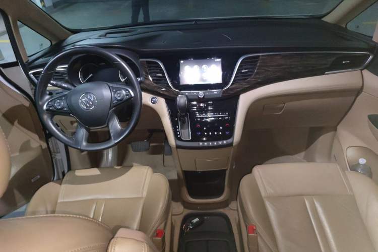 Used Buick GL8 2017 ES 28T Flagship Model China V Standard