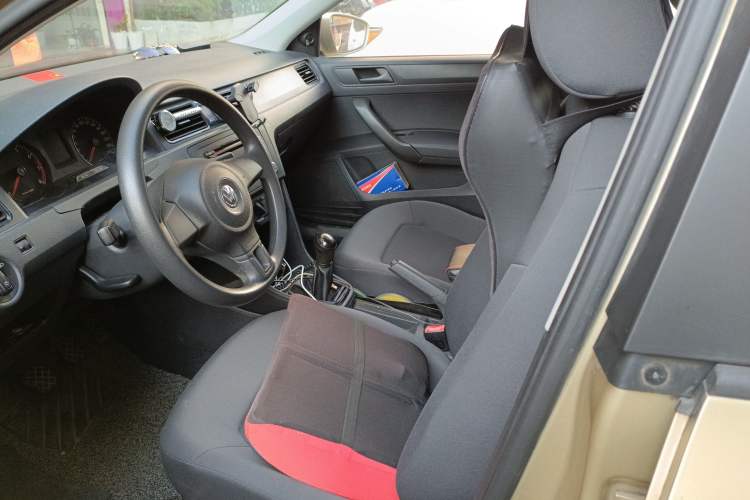 Used Volkswagen Santana 2013 1.4L Manual Fashion Edition Left Front Seat