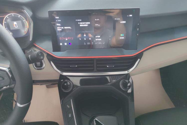 Used Lynk & Co 06 2020 1.5T YAO Halo Audio And AC Panel