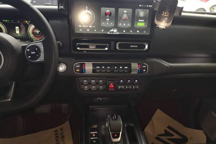 Used 212 T01 2024 2.0T Mechanic