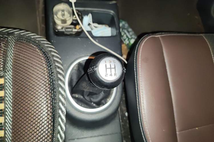 Used Suzuki SX4 2012 1.6L Manual Ruiqi Model Gear Lever