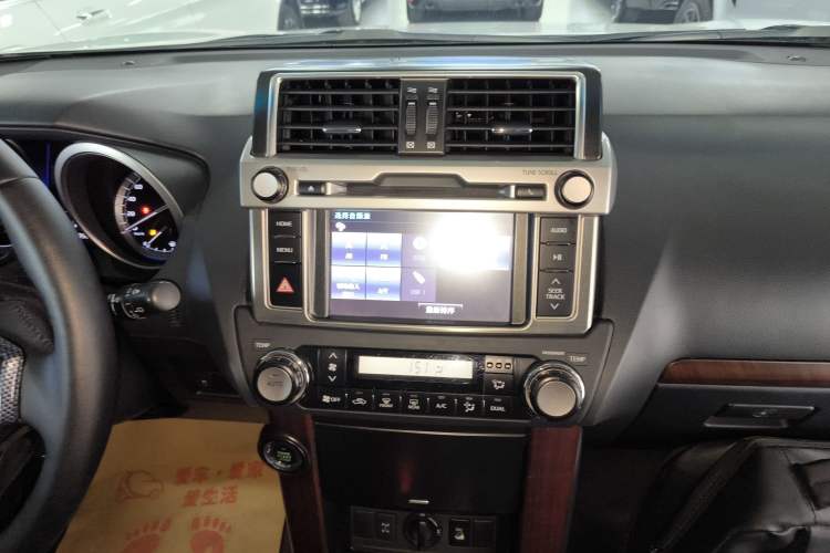 Used Toyota Prado 2014 4.0L Automatic TX-L
