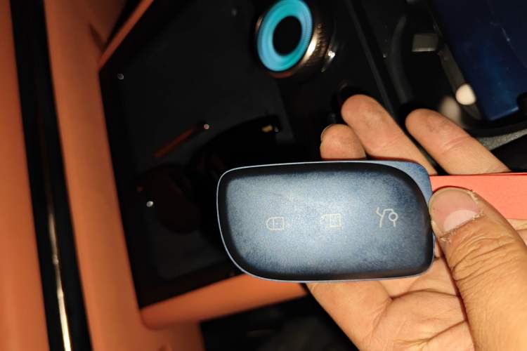 Used Lynk & Co 900 2025 1.5T Ultra
