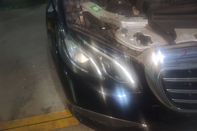 Used Mercedes-Benz E-Class 2016 E 300 L Stylish Model
