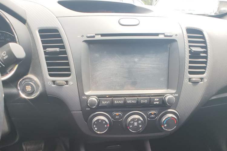 Used Kia K3 2015 1.6L Automatic GLS
