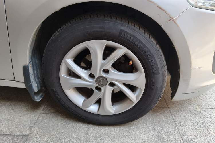 Used Citroen Elysee 2016 1.6L Automatic Fashion Model Right Front Wheel Hub