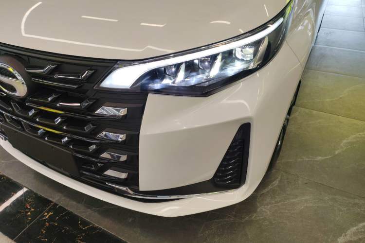 Used GAC Trumpchi M6 2023 PRO 270T DCT Luxury Edition
