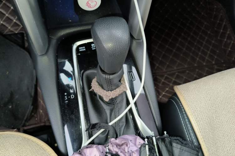 Used Toyota FRONTLANDER 2024 2.0L Smart Electric Hybrid Dual-Engine Luxury Edition
