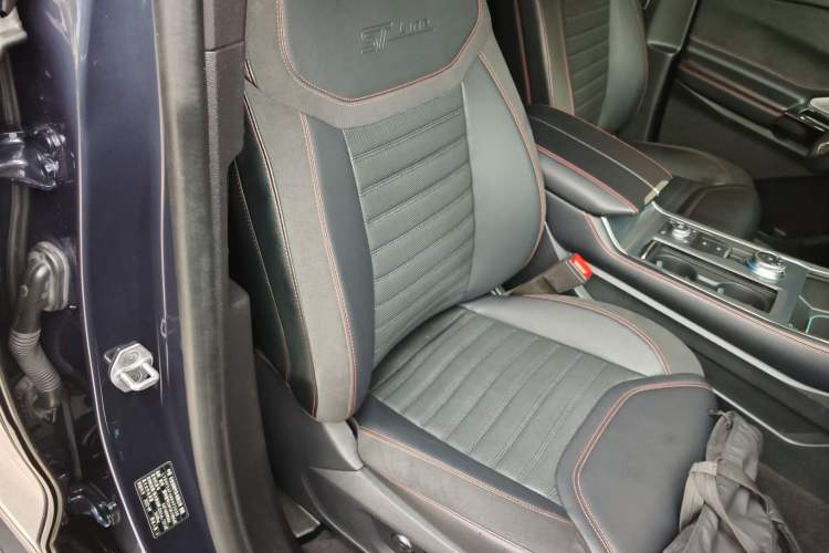 Used Ford Explorer 2023 EcoBoost 285 4x4 ST-LINE 6-Seater
