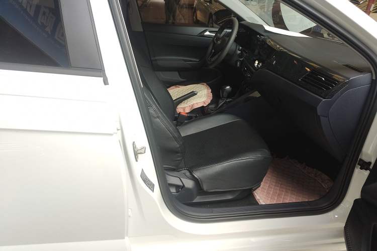 Used Volkswagen Lavida 2023 New Sharp 1.5L Automatic Excellent New Edition
