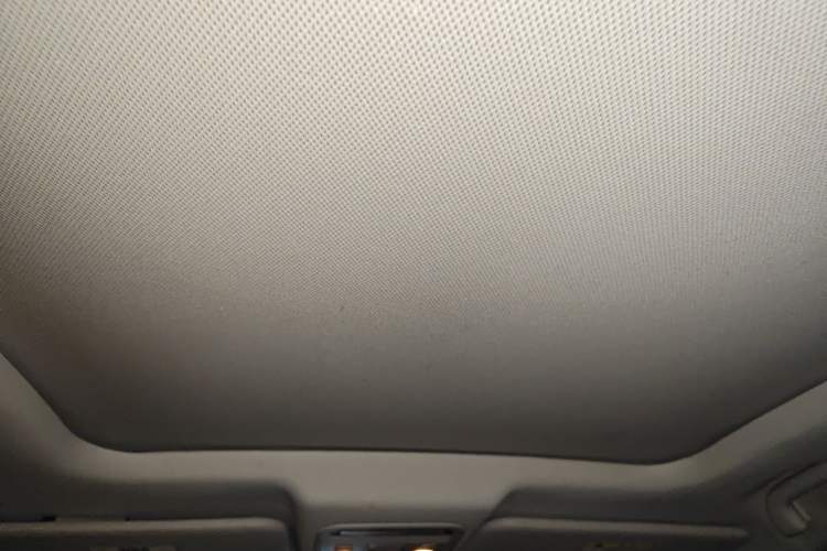 Used FORTHING Joyear X5 2017 Jingxiang Series 1.5T CVT Luxury Model Headliner