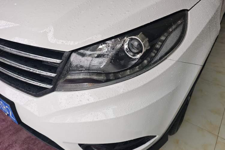 Used Dongfeng Fengon 580 2017 1.5T CVT Luxury Model Left Front Headlight