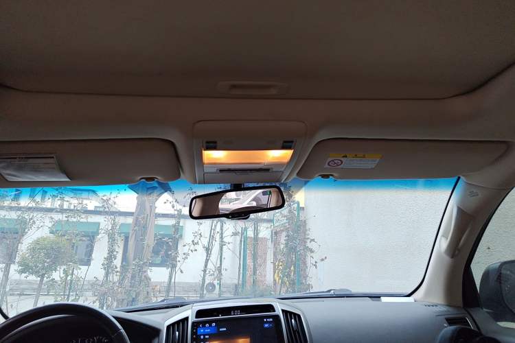 Used Toyota Land Cruiser 2012 4.0L Automatic VX Headliner