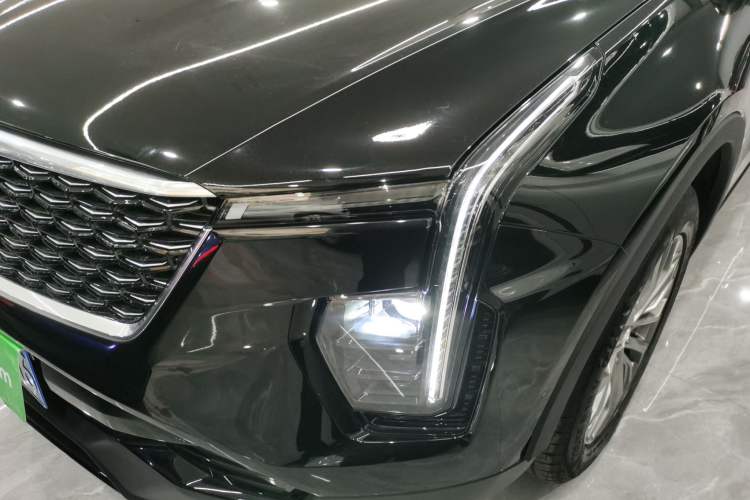 Used Cadillac XT4 2024 28T Two-Wheel-Drive Luxury Version Left Front Headlight