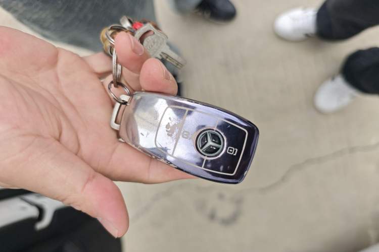 Used Mercedes-Benz C-Class 2017 Facelift C 200 L Sport Edition Vehicle Key