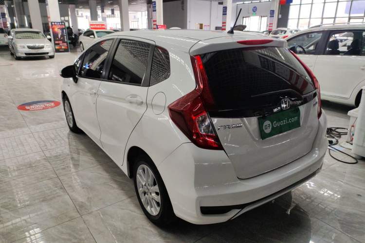 Used Honda Fit 2018 1.5L CVT Comfort Sunroof Version