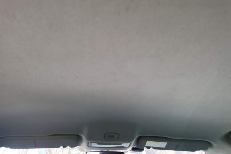 Used MG 6 2017 20T Manual Elite Smart Connect Version China V Standard Headliner