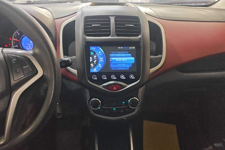 Used Changan Benni 2014 1.4L IMT Luxury Model with Sunroof