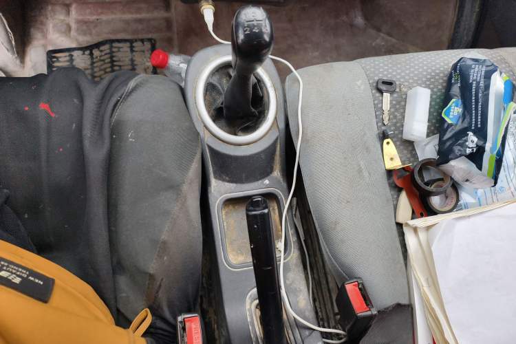 Used BAIC Weiwang 306 2014 1.2L Value Edition Van Basic Type 5 Seats A12 China IV Emission Standard
