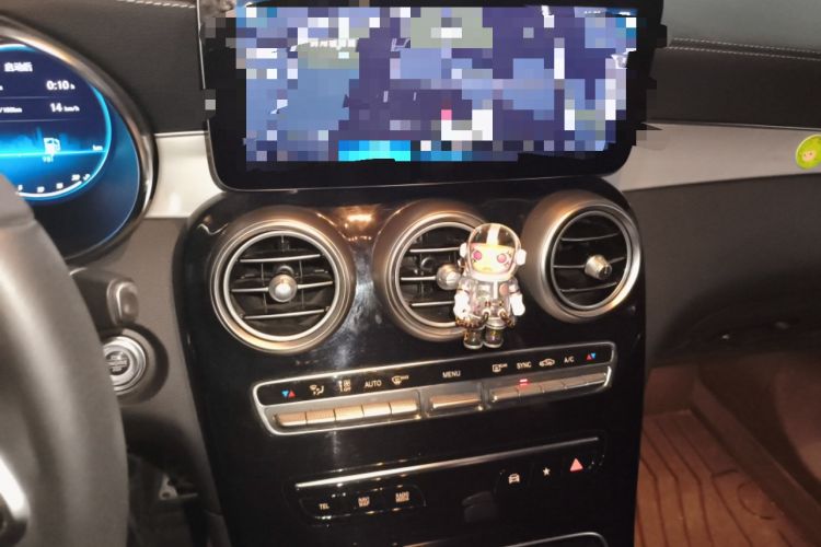 Used Mercedes-Benz GLC 2020 Facelifted GLC 260 L 4MATIC Dynamic Edition
