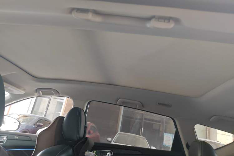 Used Dongfeng Fengon 580 2017 1.5T CVT Smart Connectivity Model
