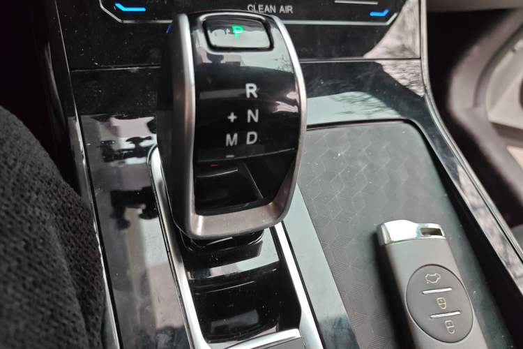 Used Chery Tiggo 7 2022 Super Edition 1.5T CVT Super Hero Gear Lever