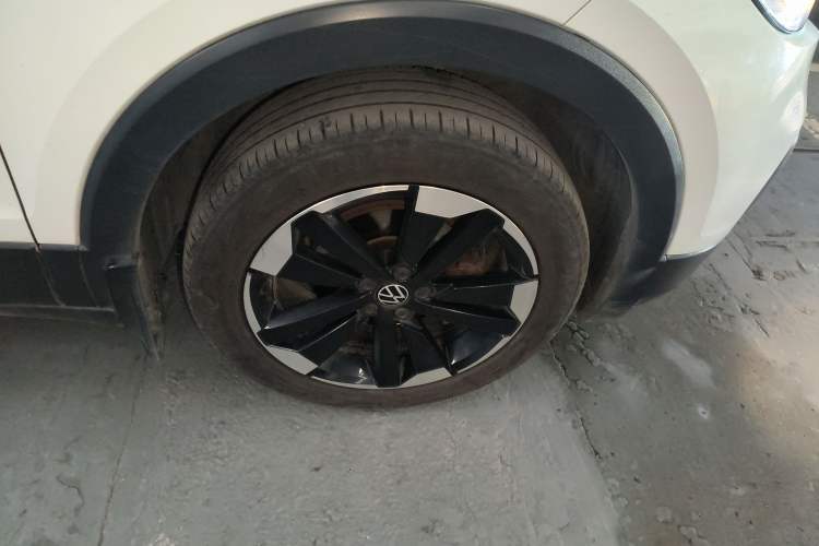 Used Volkswagen Tacqua 2020 1.5L Automatic Yue