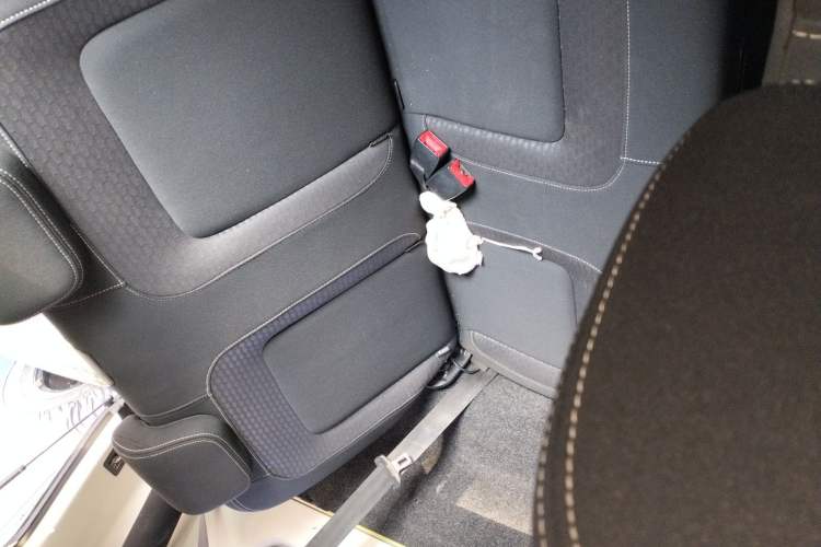 Used BAIC Off-Road BJ40 2014 2.4L Manual Cross-Country Edition Left Rear Seat