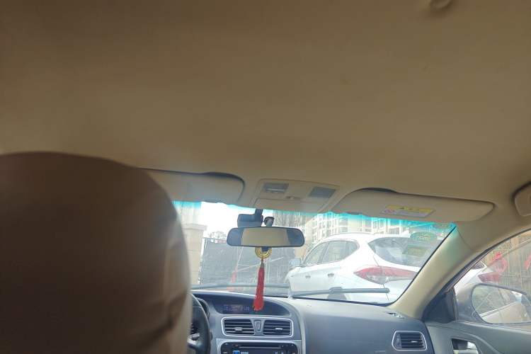 Used Haima Fumei 2014 M5 1.6L Manual Elite Model Headliner