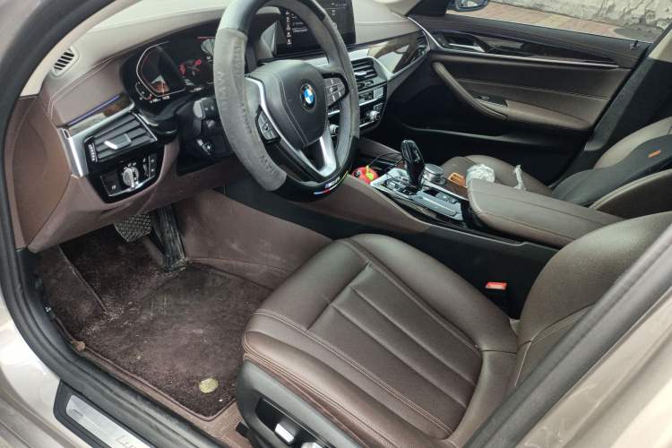 Used BMW 5 Series 2020 525Li Luxury Package
