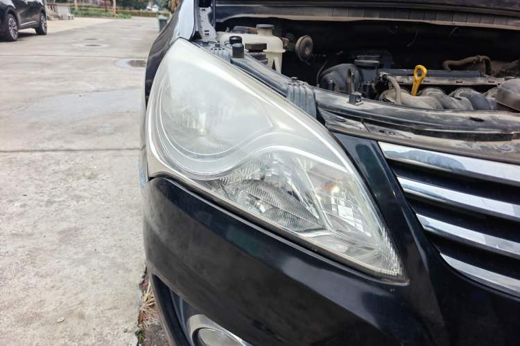 Used Hyundai Celesta 2011 1.6L Manual Comfort Edition