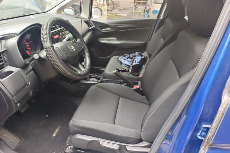 Used Honda Fit 2016 1.5L LX CVT Comfort Model Left Front Seat