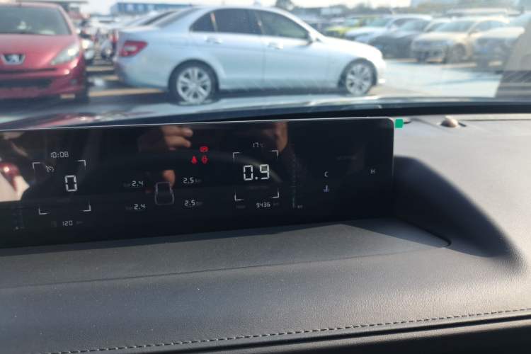 Used Changan Eado DD 2023 Blue Whale NE 1.5T GDI DCT Luxury Edition
