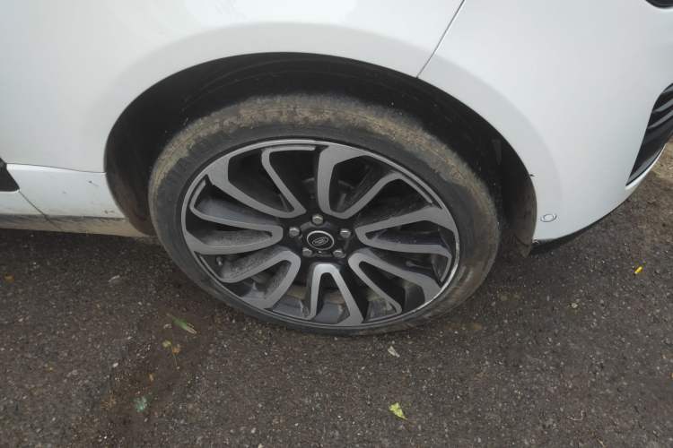 Used Land Rover Range Rover 2014 3.0 SC V6 Vogue SE Long-Wheelbase Edition