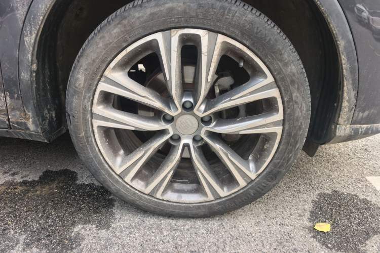 Used BYD Tang 2019 2.0T Automatic SmartConnect Luxury 7-Seater China VI Standard
