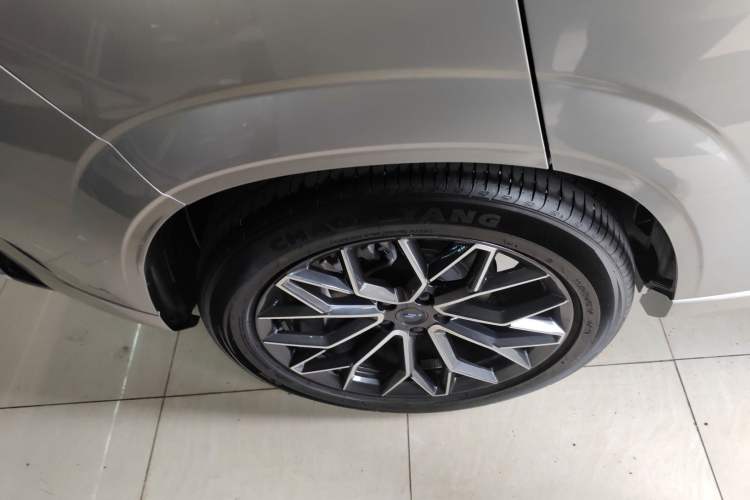 Used CHANGAN OSHAN Z6 2023 Blue Whale 1.5T DCT Smart Edition
