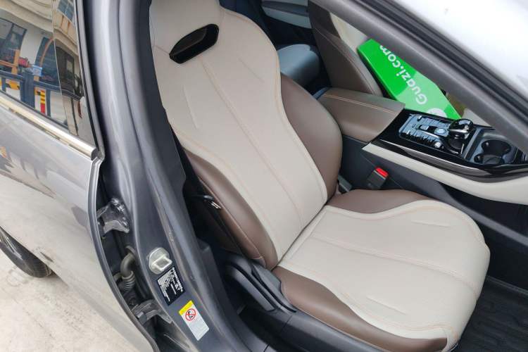 Used BYD Qin PLUS 2024 HONOR Edition DM-i 55KM Leading Model Right Front Seat