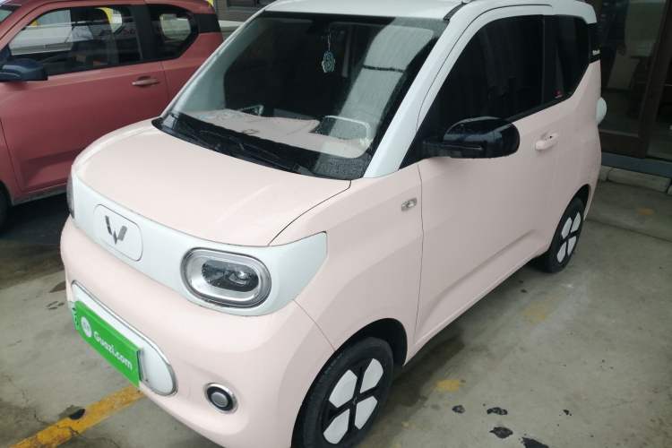 Used Wuling Hongguang MINIEV 2024 3rd Generation 215km Advanced Version
