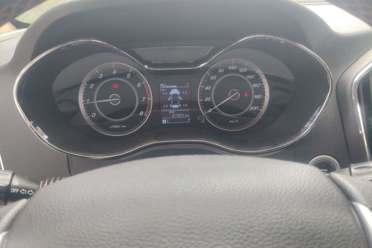 Used Baojun 560 2015 1.8L manual luxury version