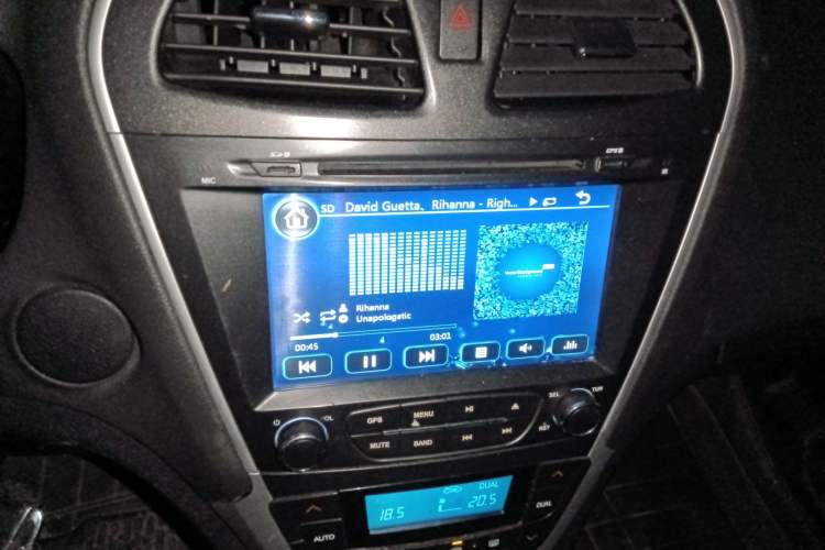 Used GAC Trumpchi GS5 2012 2.0L Manual Two-Wheel Drive Comfort Edition